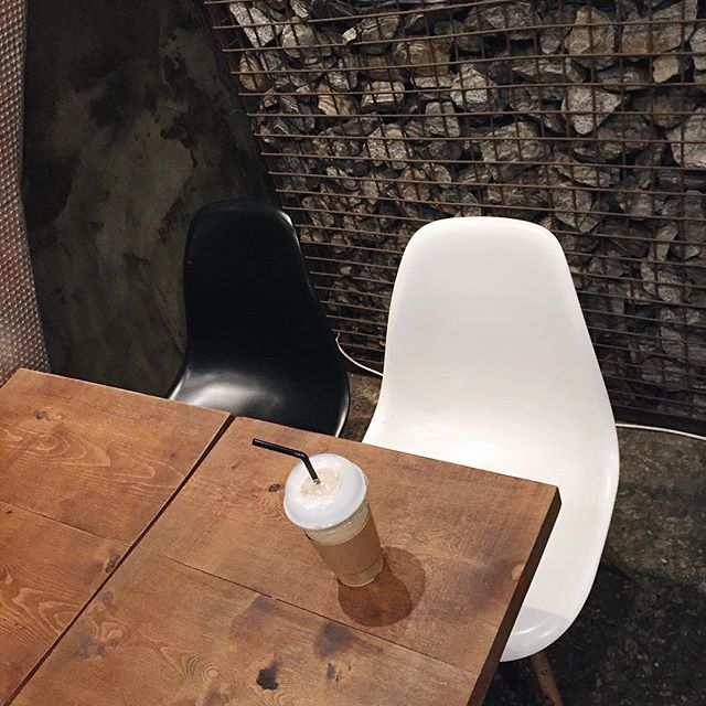 place_img