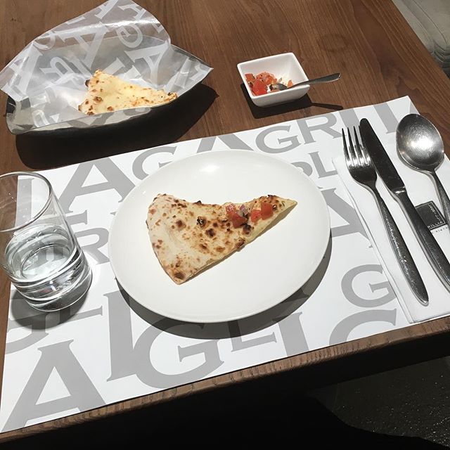 place_img