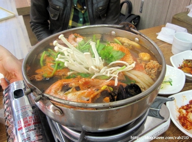 정라진 해산물 맛집, 현지 감성 살린 TOP 4