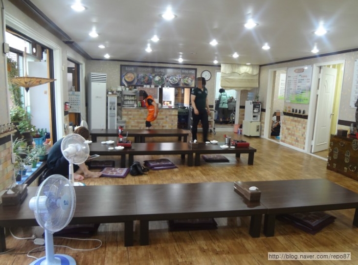 place_img