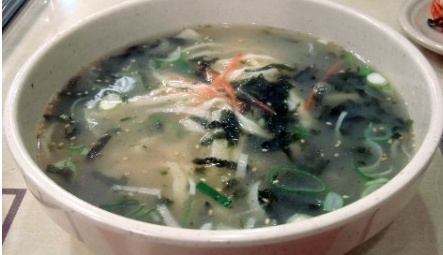 총각 손칼국수