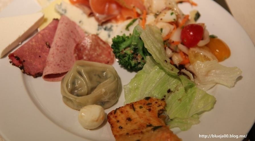 출처 : 웹 크롤링 결과