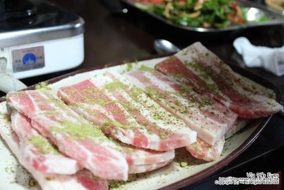 복돈이부추삼겹살 매장 이미지