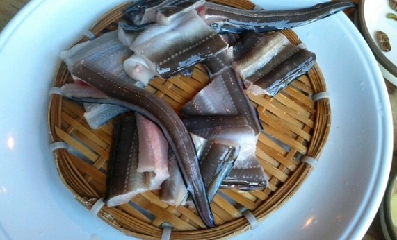 출처 : 웹 크롤링 결과