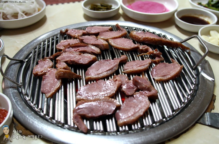 오리다운 오리바베큐 이미지