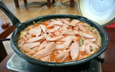 송탄 최네집부대찌개 매장 이미지