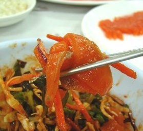 하늘샘송어횟집