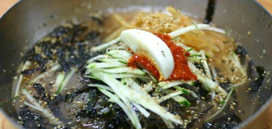 통나무촌막국수