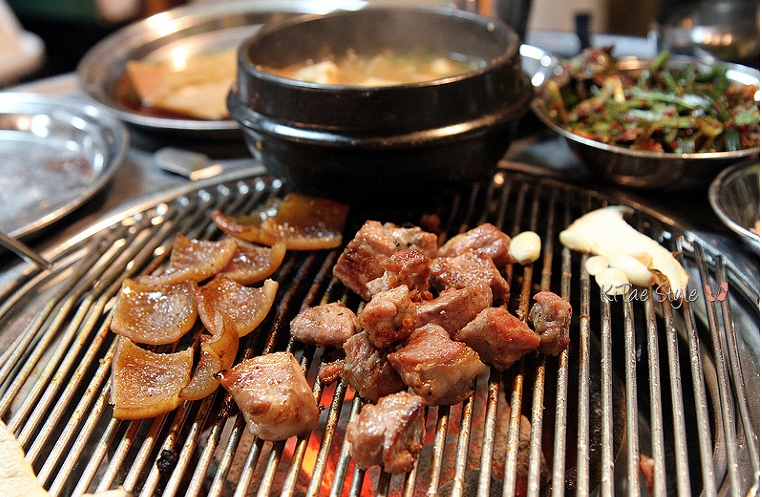 출처 : 웹 크롤링 결과