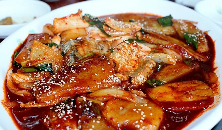 출처 : 웹 크롤링 결과