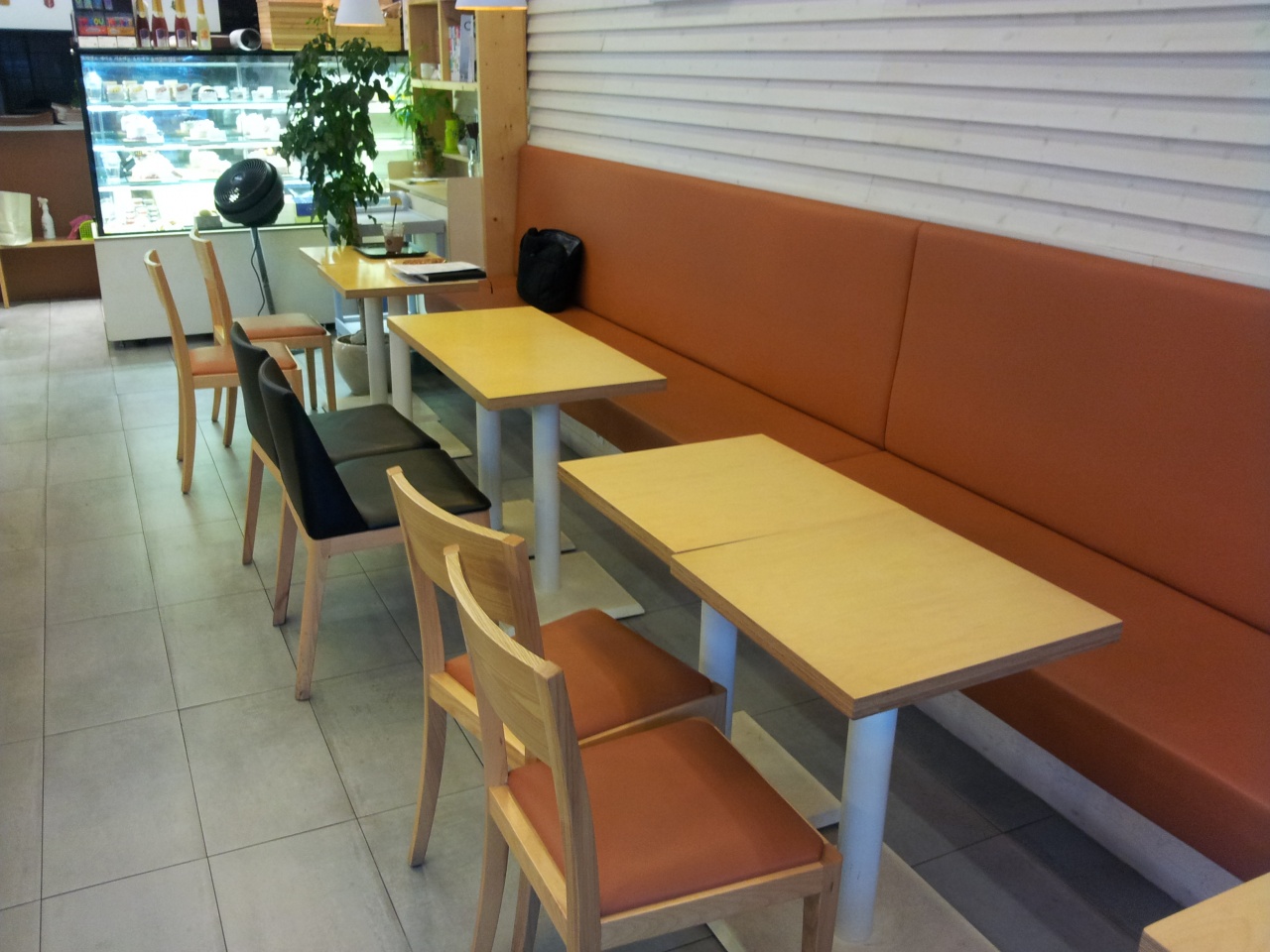 place_img
