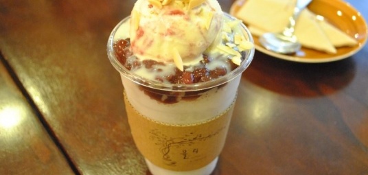 카페율리 