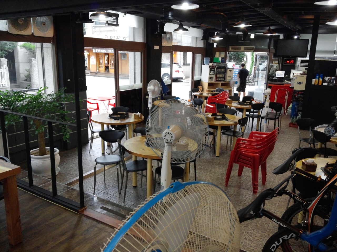 place_img