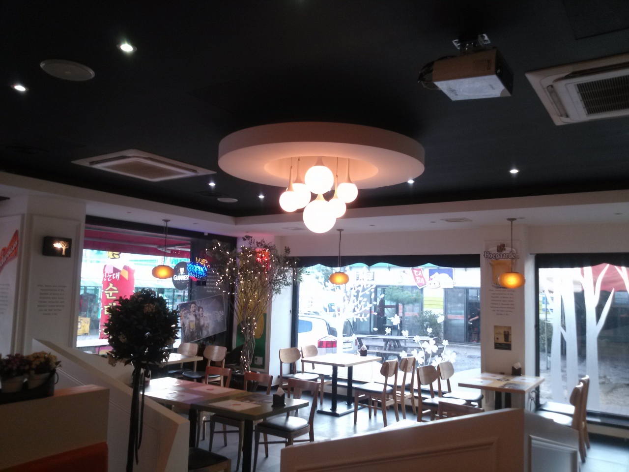 place_img