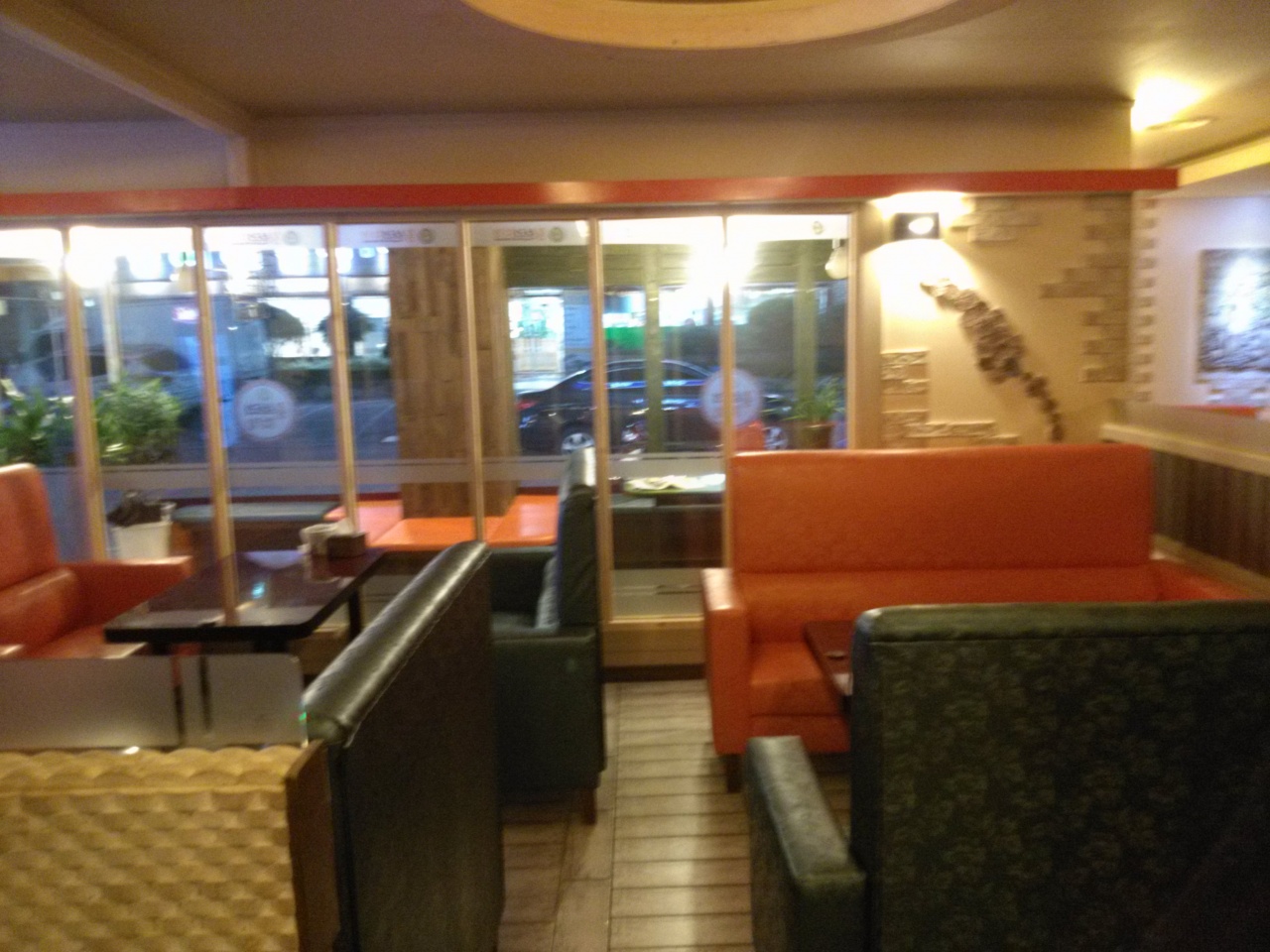 place_img