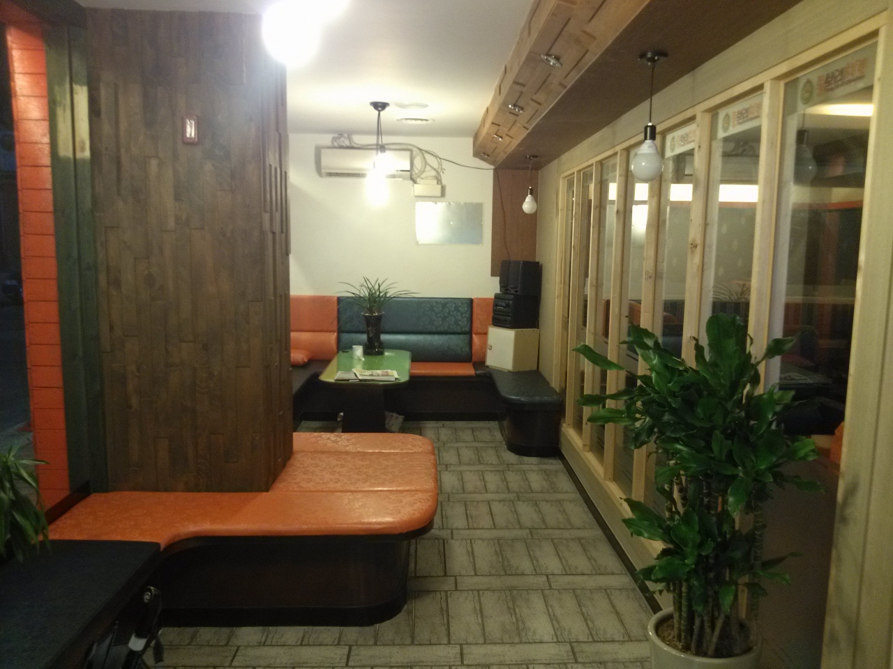 place_img