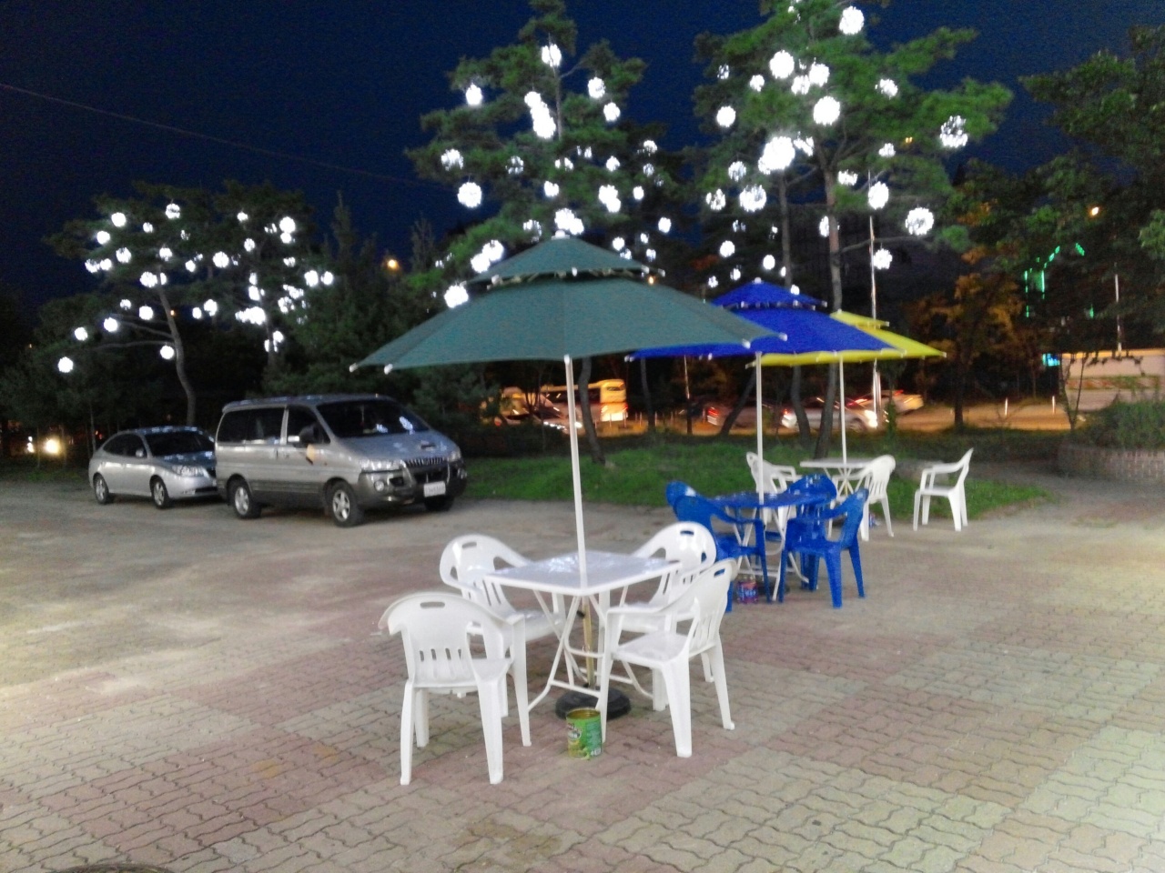 place_img