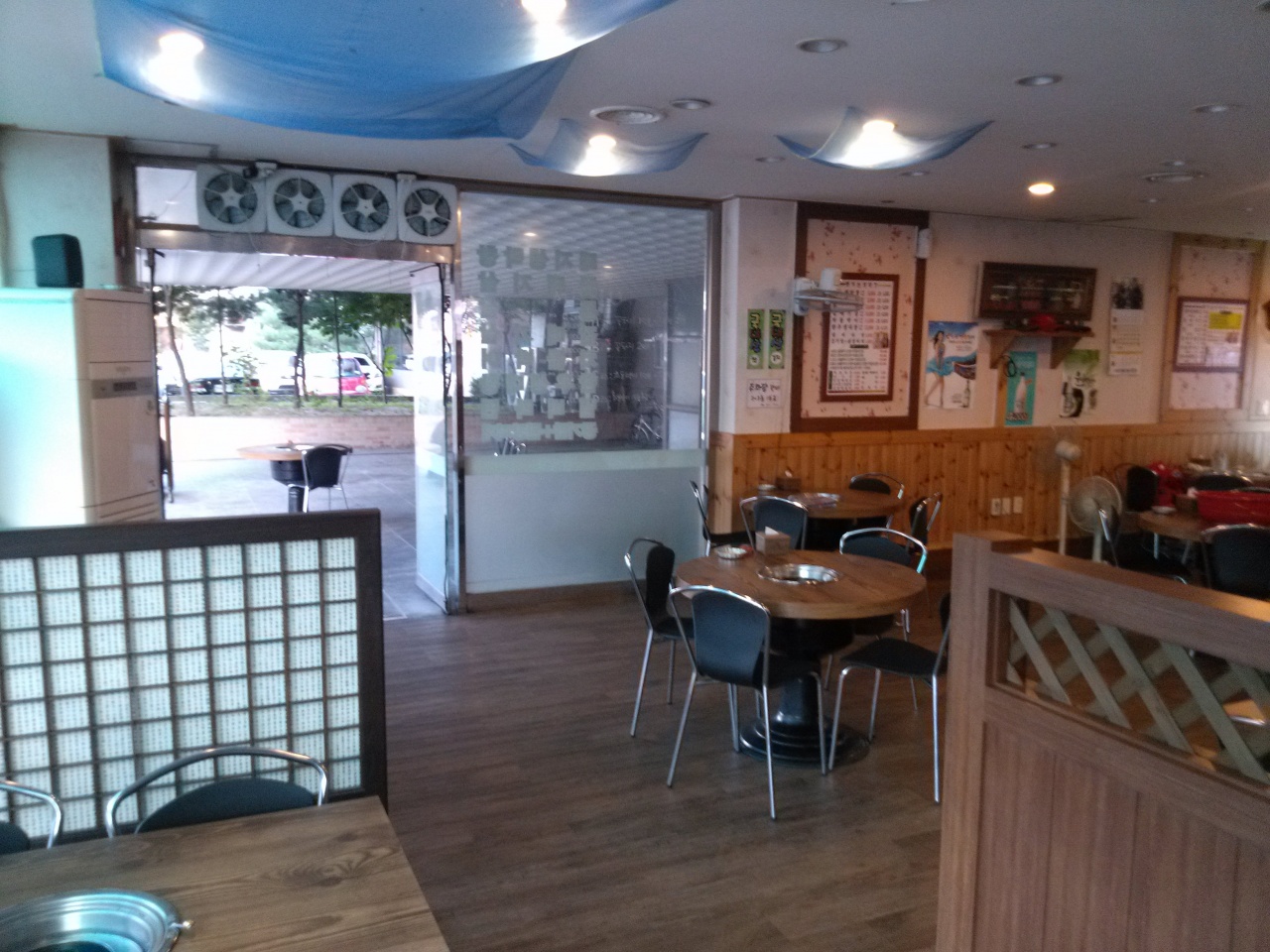 place_img