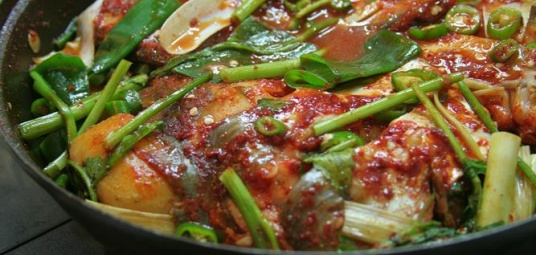 강변식당 