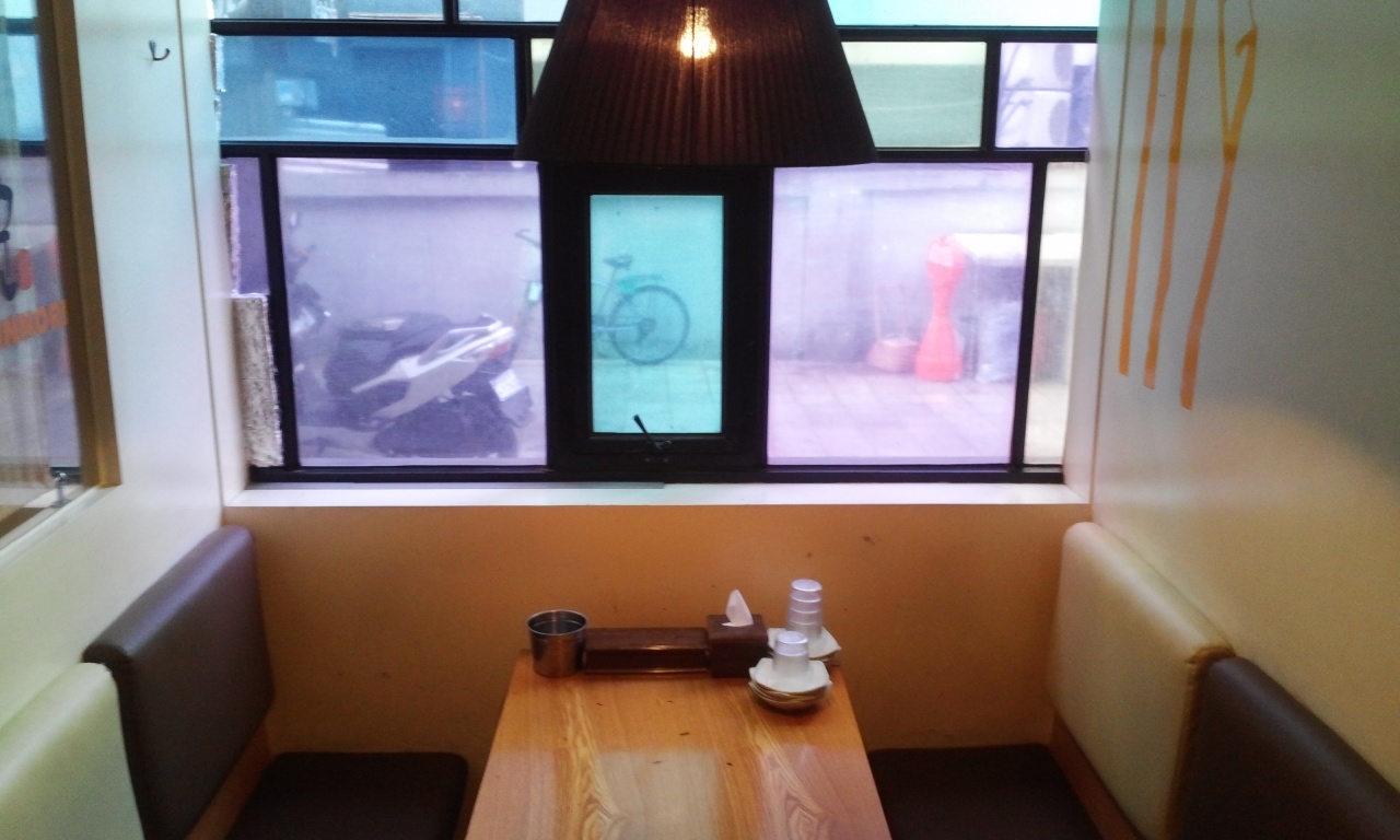 place_img