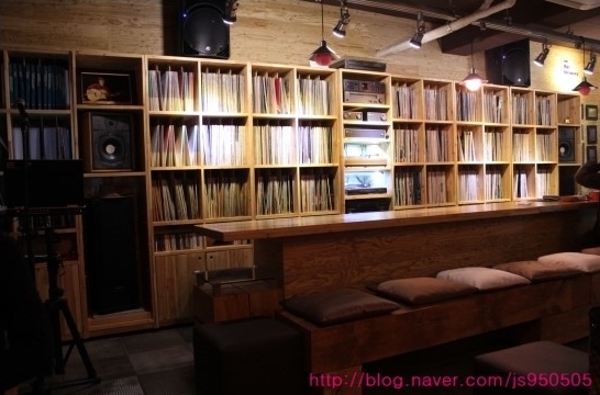 place_img