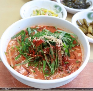[제주 표선해수욕장 맛집] 표선어촌식당, 갈치국과 물회 맛집