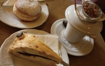 Cafe Laumer (카페라우머)