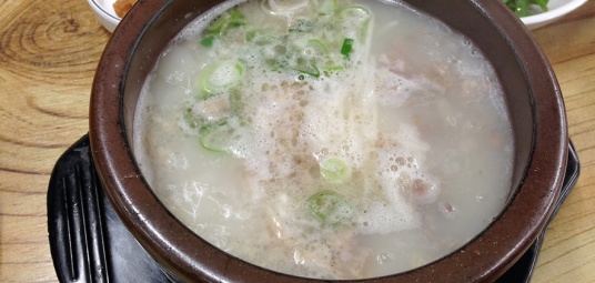 월강부산돼지국밥