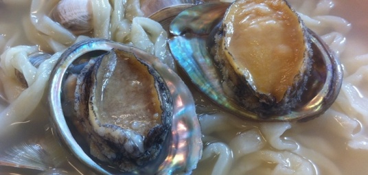 명랑생조개손칼국수