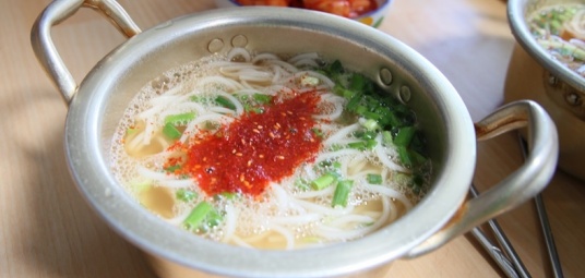 춘자멸치국수