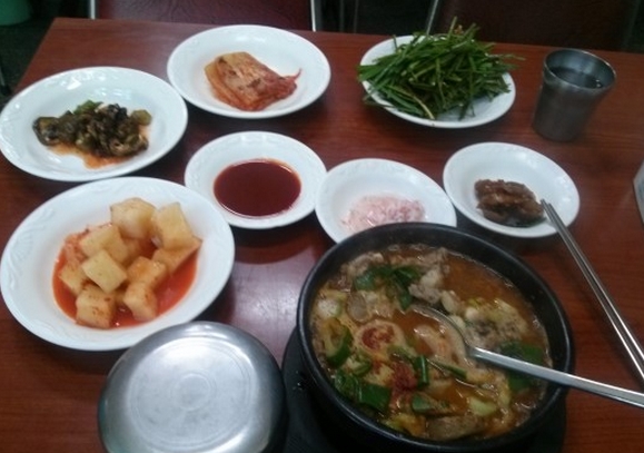 토박이주유소 이미지