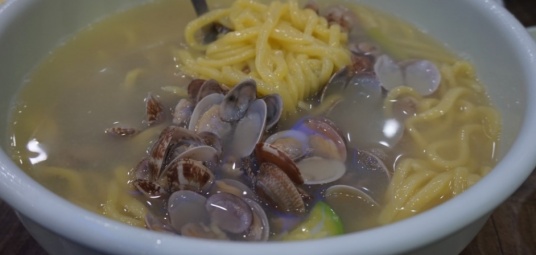 황도바지락칼국수