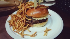 데블스도어 매장 이미지