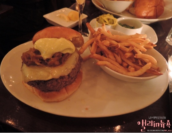 five napkin burger (파이브냅킨버거) 