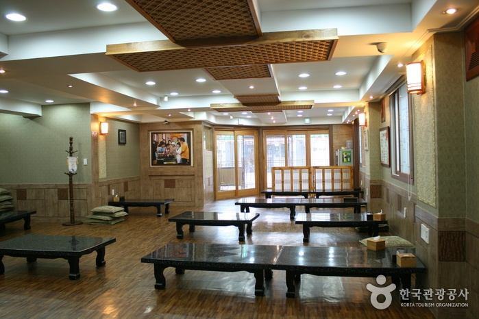 place_img
