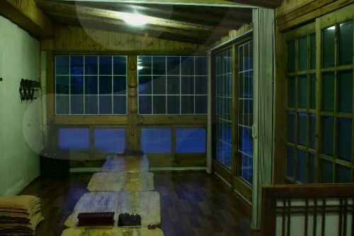 place_img