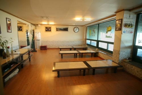 place_img