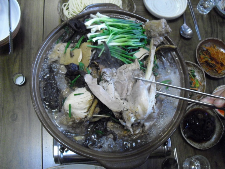 출처:밤나무집 공식 홈페이지