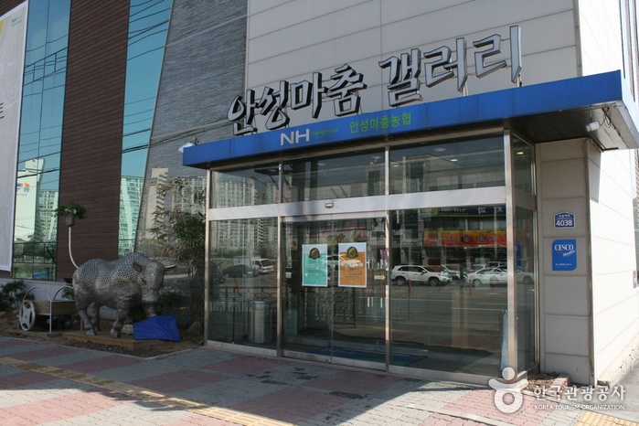place_img