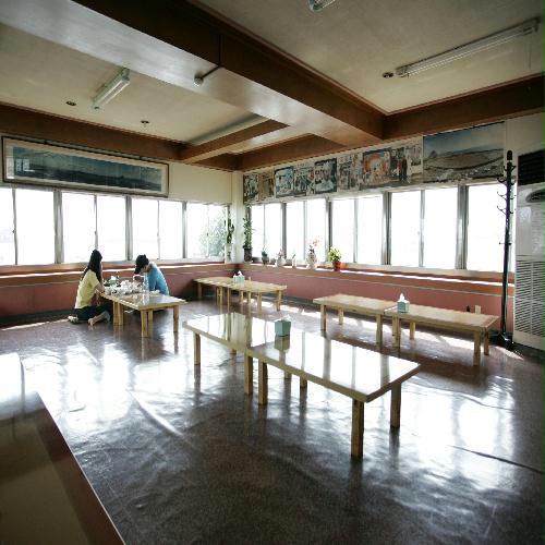 place_img