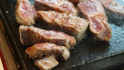 온더블랙 매장 이미지