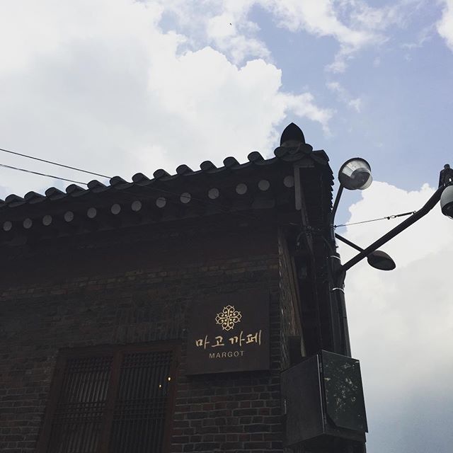 place_img