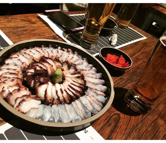 매거진 이미지