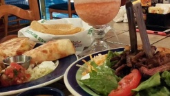 온더보더 신촌점 매장 이미지