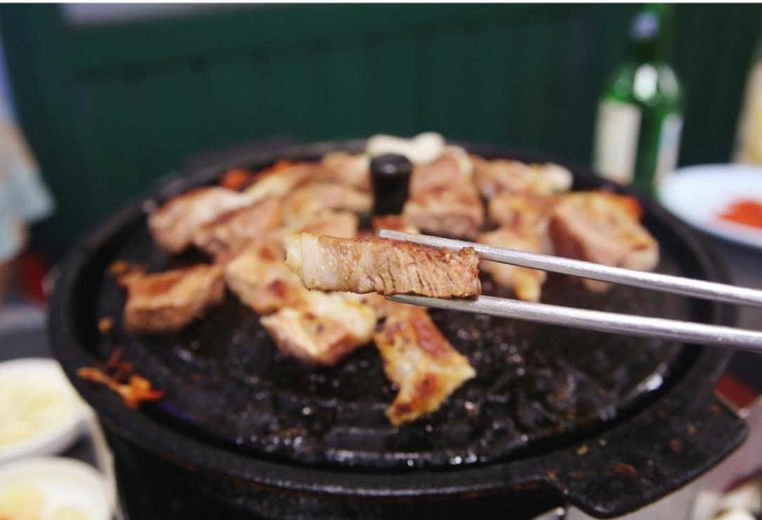 출처 : 통돼지집 네이버 블로그 검색 결과