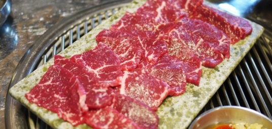 칠프로칠백식당