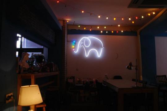 place_img