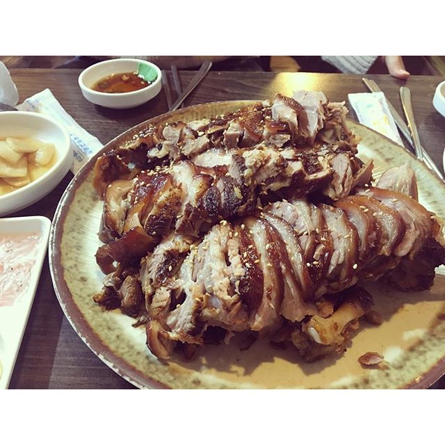 장충웰빙족발 - 경기, 안양-동안구 평촌 | 맛집검색 식신