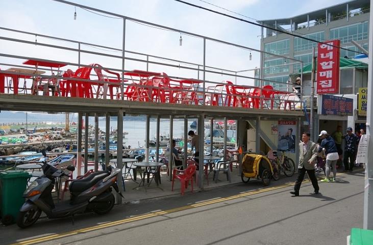 place_img