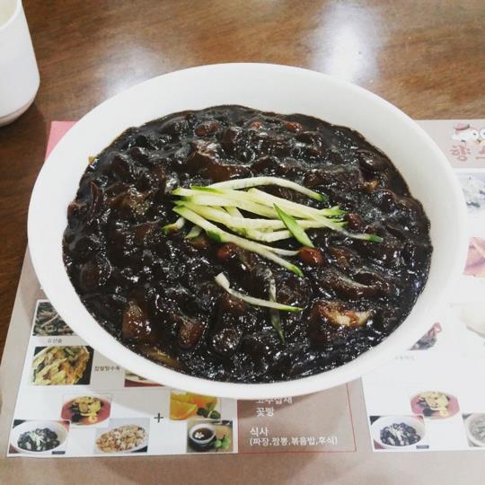 출처: bjrer님의 인스타그램.